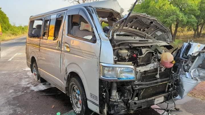 பனிச்சங்குளம் பகுதியில் கோர விபத்து  3 பேர் பலி.