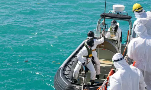 ஆஸ்திரேலியாவில் ராணுவ ஹெலிகாப்டர் விபத்து- மனித உடல் பாகங்கள் கண்டுபிடிப்பு.