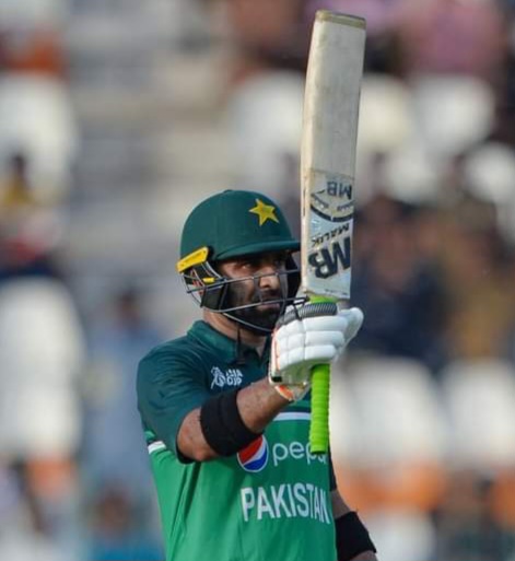 ஆசிய கோப்பை: பாகிஸ்தான் அணி தனது முதல் ஆட்டத்தில் 238 ரன்கள் வித்தியாசத்தில் அபார வெற்றி.