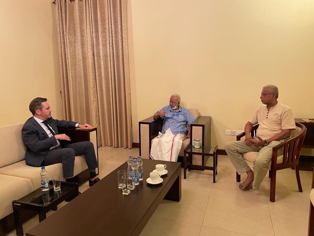 புதிய ஐ.நா. வதிவிடப் பிரதிநிதி சம்பந்தன் – சுமந்திரனுடன் பேச்சு.