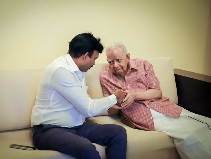 கிழக்கு அபிவிருத்தி குறித்து சம்பந்தனுடன் ஆளுநர் பேச்சு.