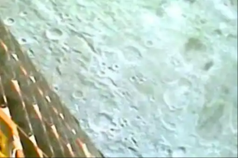 நிலவின் மேல் பகுதியை படம்பிடித்து அனுப்பிய சந்திரயான்-3 விண்கலம்!