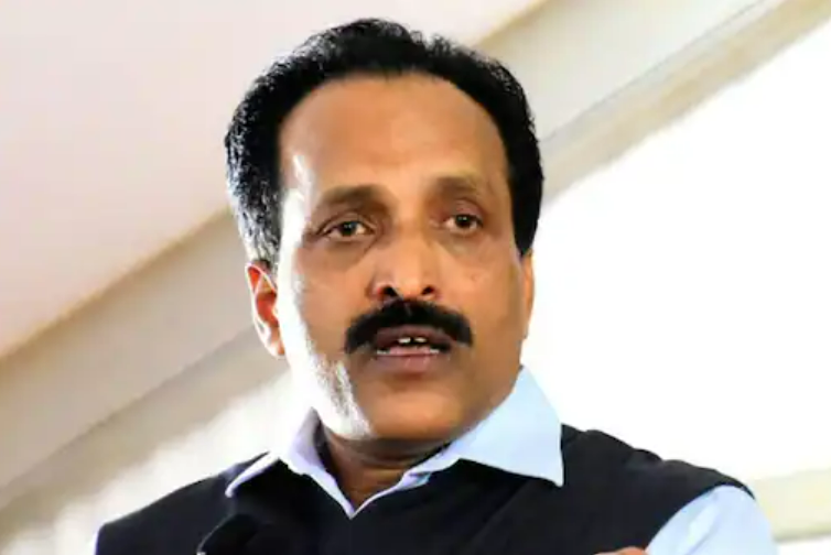 இன்று சந்திரன்.. நாளை சூரியன்.. அதிரடி அறிவிப்பை வெளியிட்ட இஸ்ரோ தலைவர்!