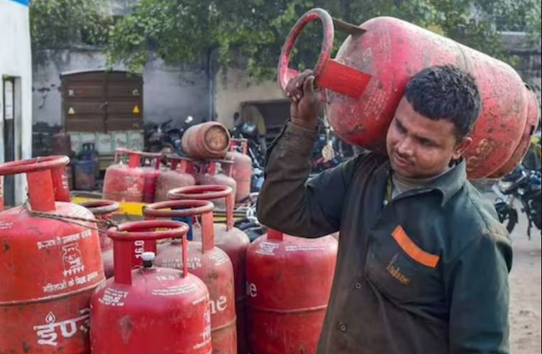 எதிர்காலத்தின் எரிபொருள் இதுதான் – மத்திய அமைச்சர் சொன்ன பிளான்!