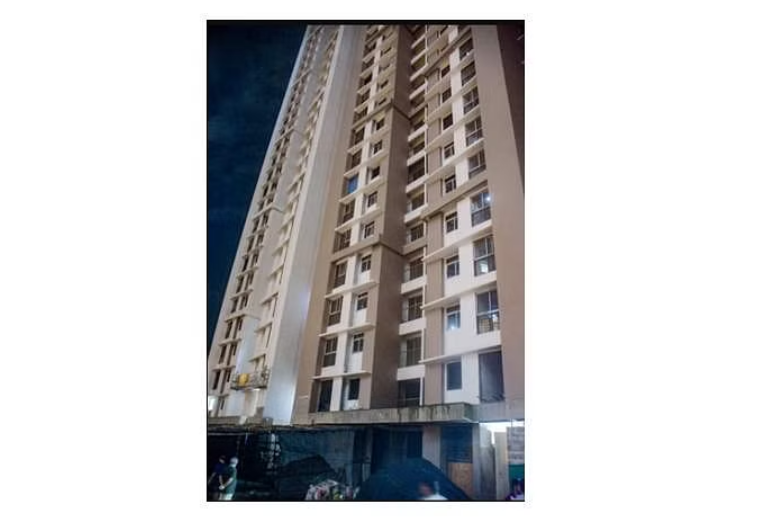 தாணேயில் லிப்ட் அறுந்து விழுந்ததில் 7 தொழிலாளர்கள் பலி