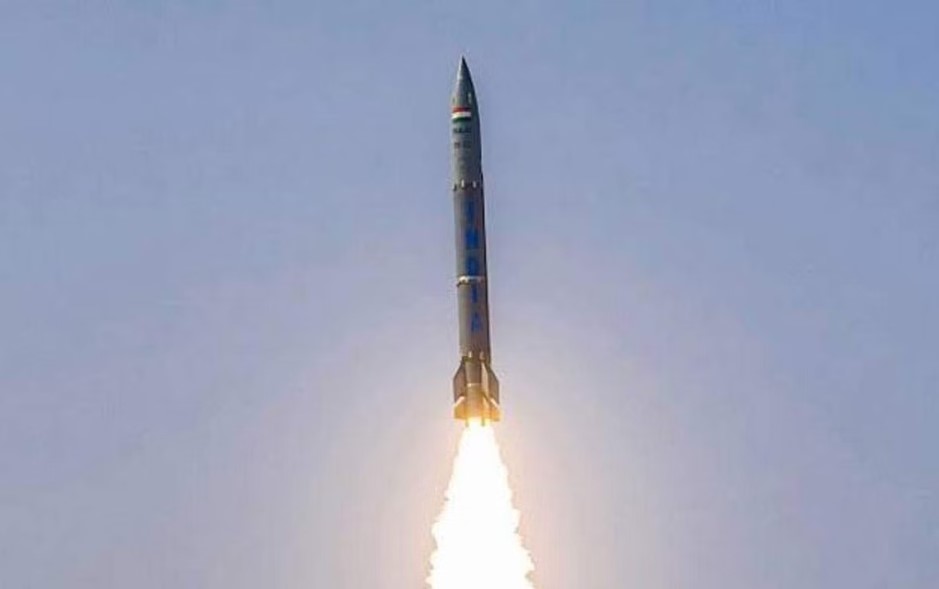 ‘பிரளய்’ ஏவுகணை வெற்றிகரமாக சோதனை