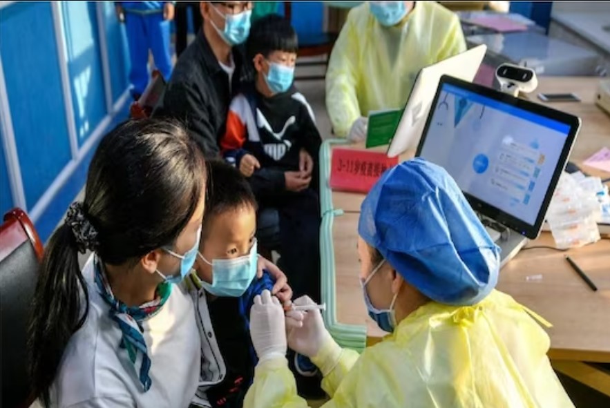 சீனாவில் வேகமெடுக்கும் வைரஸ் பரவல்… மத்திய அரசு முக்கிய அறிவிப்பு