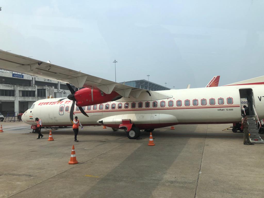 மோசமான காலநிலையால் யாழ். வந்த விமானம் தரையிறங்க முடியாமல் மீண்டும் சென்னைக்கு!