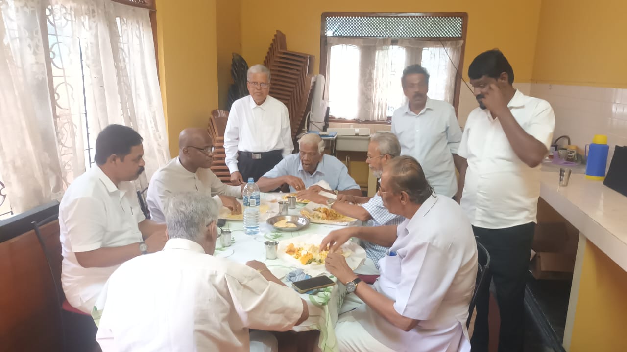 திருகோணமலையில் கூடிய தமிழ் அரசின் அரசியல் குழு!