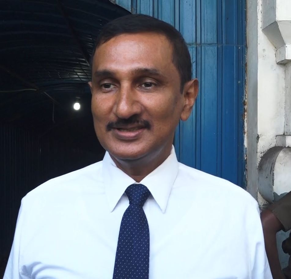 முன்னாள் சுகாதார செயலாளர் ஜனக சந்திரகுப்த குற்றப்புலனாய்வு திணைக்களத்தினரால் கைது!