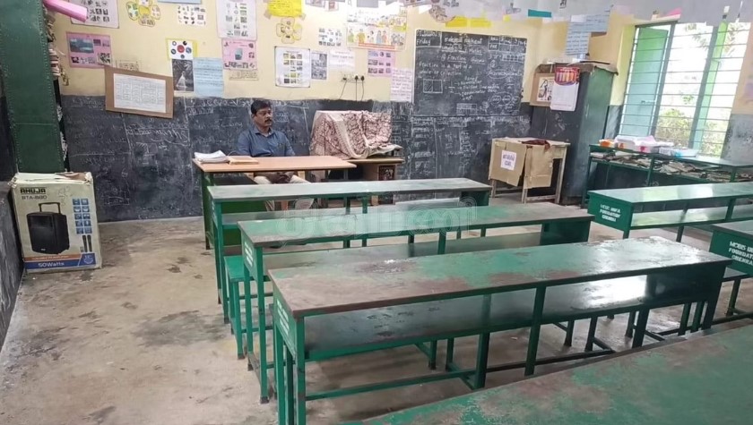 பரந்தூர்: குழந்தைகளை பள்ளிக்கு அனுப்பாமல் புறக்கணிக்கும் ஏகனாபுரம் கிராம மக்கள்!