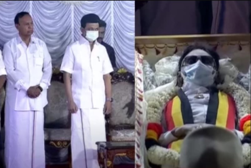 72 குண்டுகள் முழங்க – விடைபெற்றார் கேப்டன் விஜயகாந்த்..!