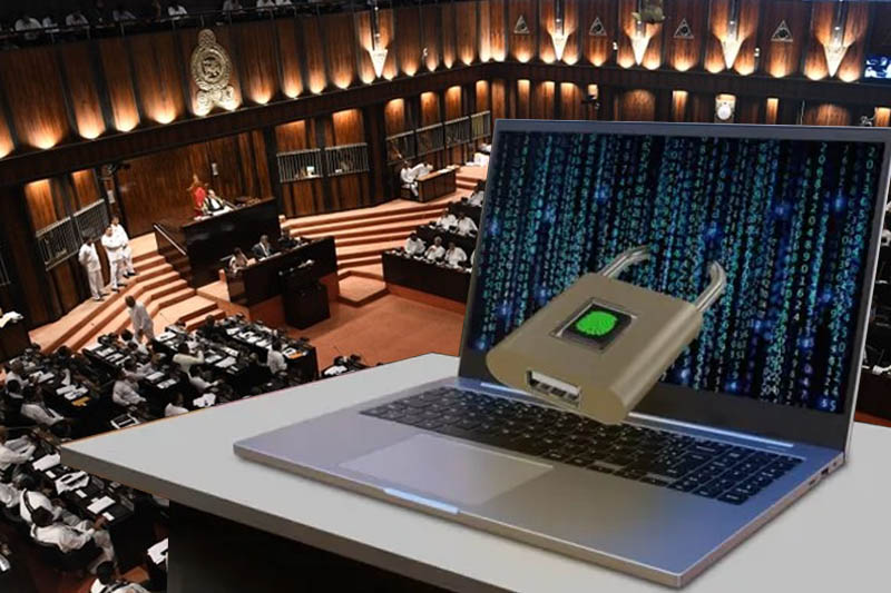 சோசல் மீடியாக்களில் மற்றவர்களை பாதிக்கும் வகையில் நடந்து கொண்டால் ஆப்பு!