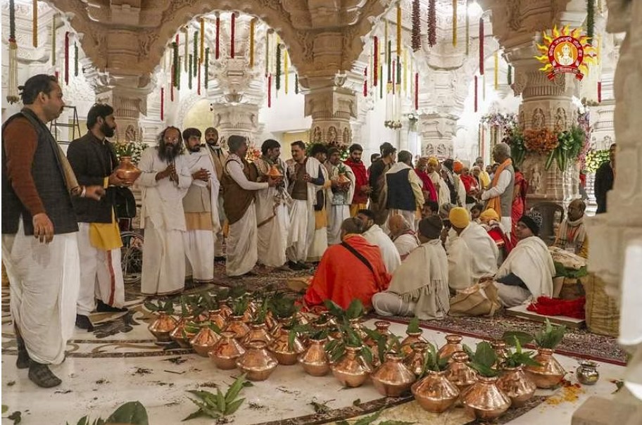 விழாக்கோலம் பூண்டிருக்கும் அயோத்தி: முக்கிய பிரமுகர்கள் வருகை