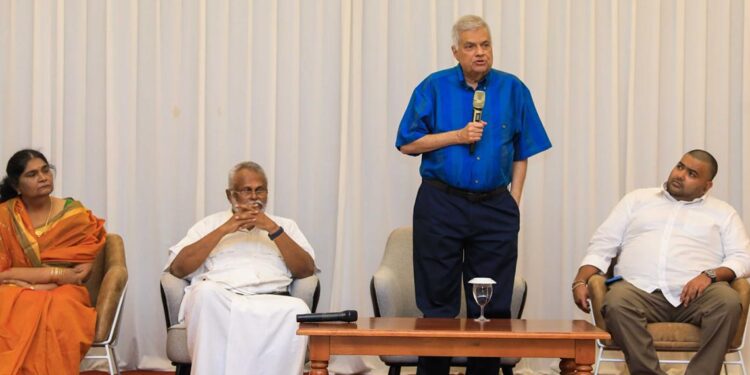 மாகாணத்தின் பொருளாதாரத்தை சுதந்திரமாக கட்டியெழுப்ப முடியாத 13 எதற்கு? – ஜனாதிபதி ரணில்