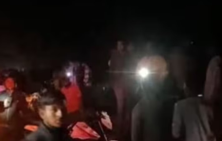 ரயில் மோதி தண்டவாளத்தில் நின்றிருந்த 12 பேர் பலி… ஜார்கண்டில் அதிர்ச்சி சம்பவம்!