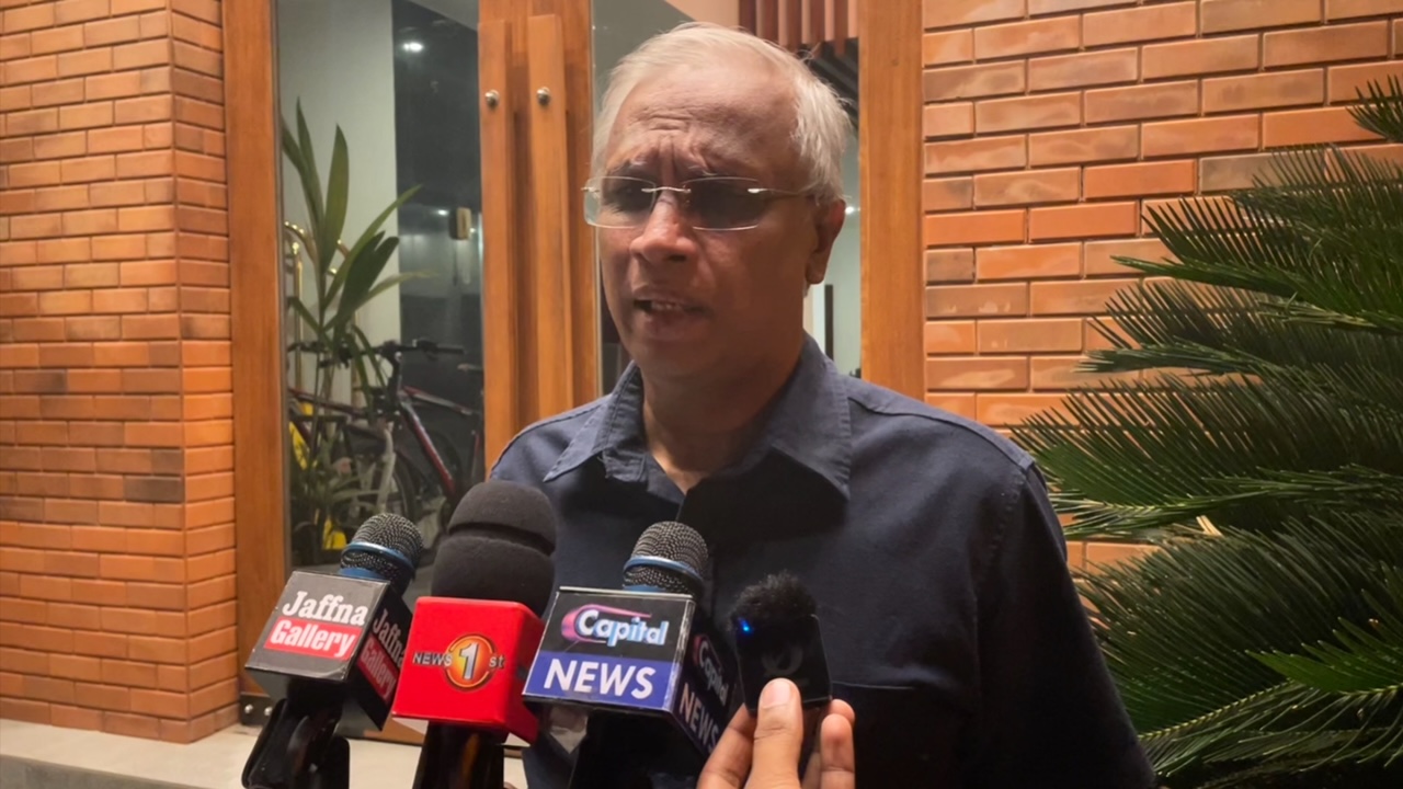 கட்சி யாப்பின்படி செயற்படுவதுதான் சரியான முறை எனக் கருதுகின்றேன்!  – சுமந்திரன் எம்.பி. கூறுகின்றார்.