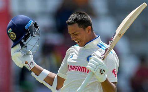 ஜெய்ஸ்வால் 28 ஆண்டுகால உலக சாதனையை சமன் செய்தார்.