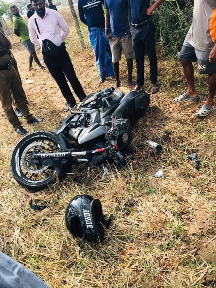 திருகோணமலை விபத்தில் மட்டக்களப்பு இளைஞன் சாவு!