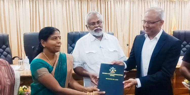 யாழ்.மாவட்டங்களில் 109 ஏக்கர் காணிகள் விடுவிக்கப்பட்டன!