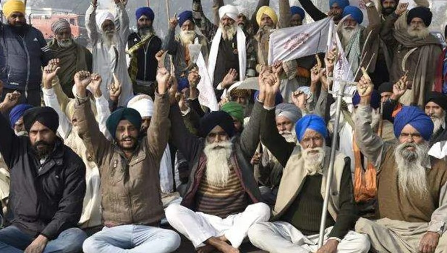 தில்லி நோக்கிப் பேரணி: விவசாயிகளின் போராட்டத்தால் காவல்துறை குவிப்பு