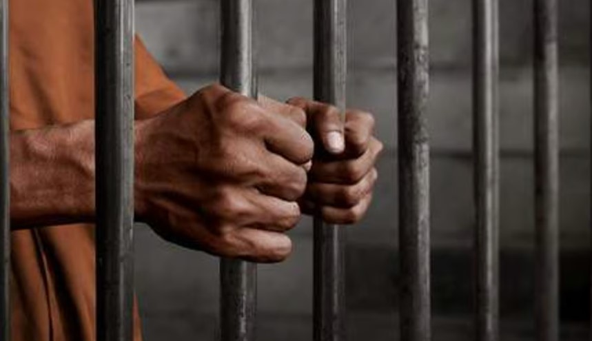 புதுச்சேரி சிறுமி கொலை: முக்கிய குற்றவாளி தற்கொலை முயற்சி