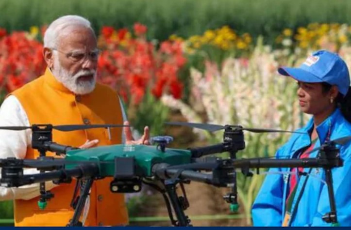 ஆயிரம் மகளிருக்கு விவசாய ட்ரோன் வழங்கிய பிரதமர் மோடி