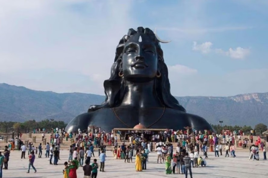 ஈஷா யோகா மையத்தில் 6 பேர் மாயம் – நீதிமன்றத்தில் வெளியான பகீர் தகவல்!