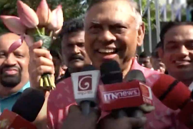 நான் பாராளுமன்றத்திற்கு வரமாட்டேன் –  பசில் ராஜபக்ஷ