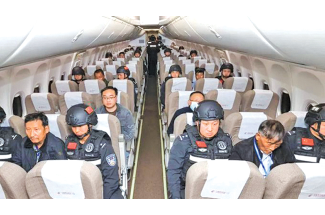 சட்டவிரோத நடவடிக்கைகளில் ஈடுபட்டிருந்த நூற்றுக்கணக்கான சீன பிரஜைகளை நாட்டுக்கு அழைத்து வர சீன அரசாங்கம் நடவடிக்கை.