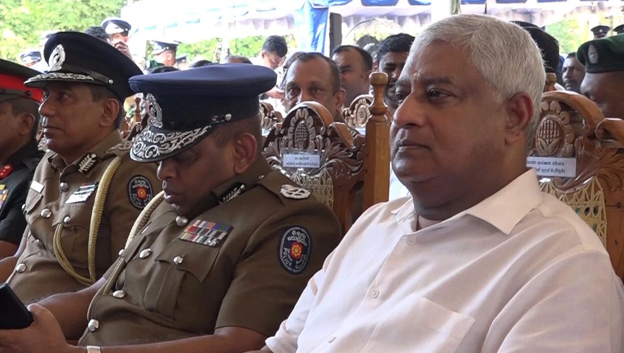 பாதாள உலகத்தை அச்சுறுத்திய கொடுங்கோலனை வெளியேற்றுங்கள்..அல்லது சர்வதேச சமூகத்திற்கு செல்வோம்..- சட்டத்தரணிகள் சங்கம்.