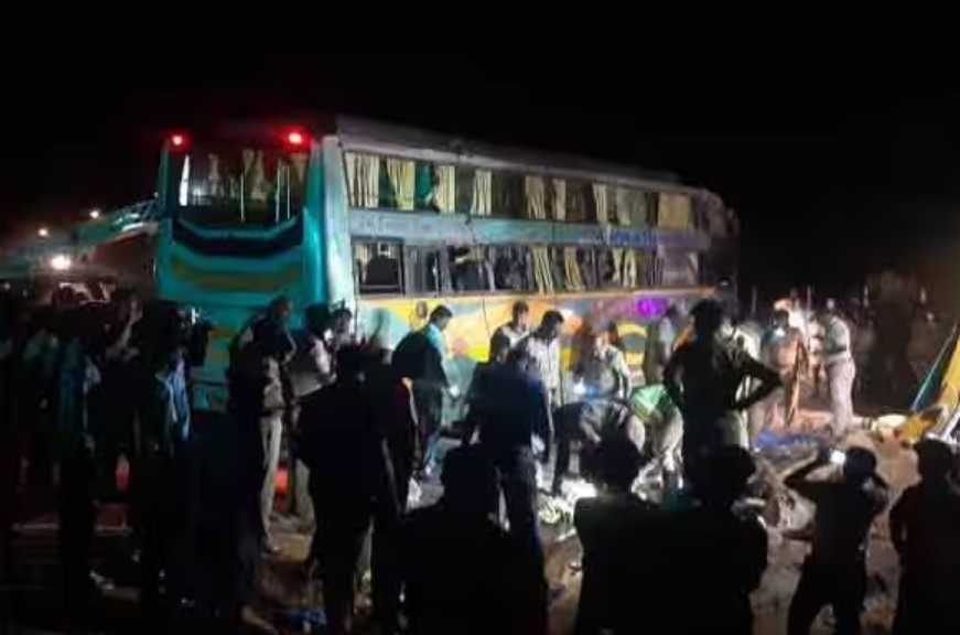 ஆம்னி பேருந்து கவிழ்ந்து கோர விபத்து – 2 பேர் பலி, 30 பேர் படுகாயம்!