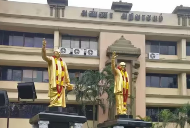 தேர்தல் ஆணையம் பாரபட்சமாக நடக்கிறது – நீதிமன்றத்தில் திமுக வழக்கு