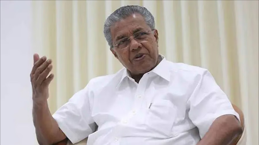 “முஸ்லிம் எழுதிய `பாரத் மாதாகீ ஜெய்’ கோஷம்” – இனி யாருக்குச் சொந்தம்? – பினராயி விஜயன்.