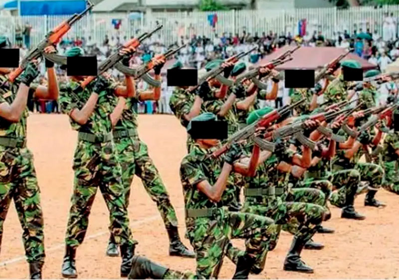 பாடசாலை மாணவர்கள் STF சீருடைகள் பயன்படுத்திமை குறித்து விசாரணை : ஒருவர் கைது (Video)