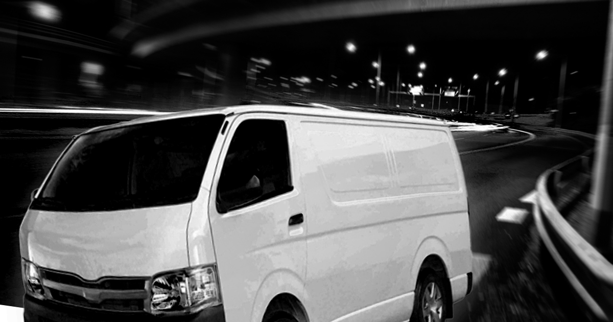 வெள்ளை வேனில் ஒருவர் கடத்தல் : பொலிஸாரால் மீட்பு