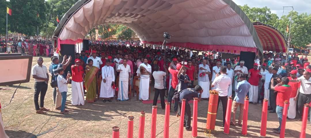 கிளிநொச்சியில் உணர்வெழுச்சியுடன் தமிழரசுக் கட்சியின் மே தின நிகழ்வு! (Photos)