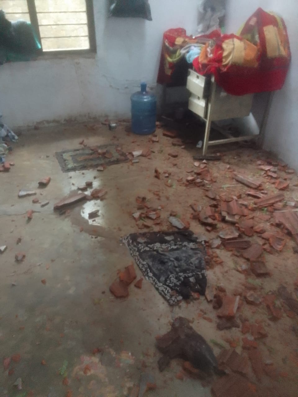 சீரற்ற காலநிலையால் 6 பேர் பரிதாப மரணம்!