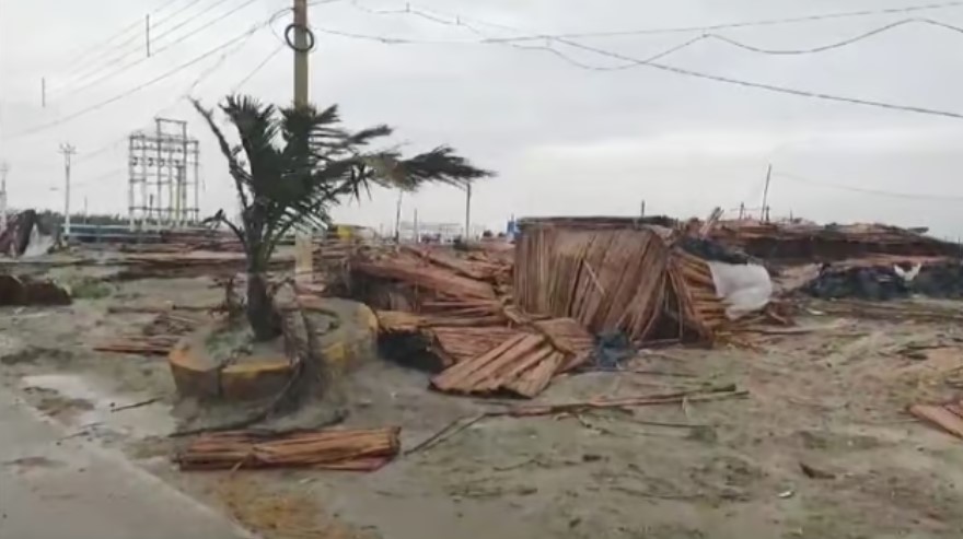 வங்கதேச கடற்பகுதியை புரட்டிப் போட்ட ‘ரீமெல்’: 7 பேர் பலி