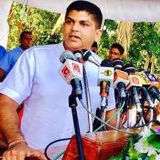 மொட்டை கைவிட்டு.. ஜனாதிபதியுடன் இணைந்த லொஹான்.