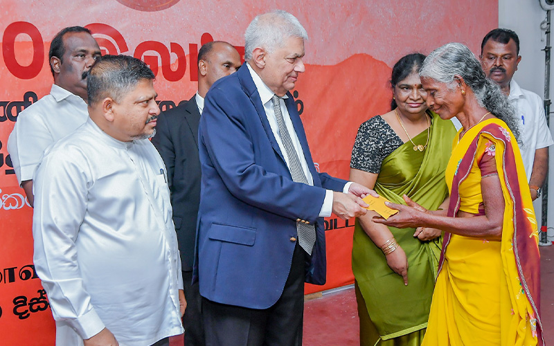 ‘உறுமய’ திட்டத்தின் கீழ் மன்னாரில் 5 ஆயிரம் பேருக்கு காணி உறுதிகள்.