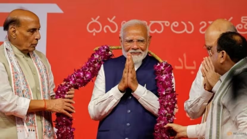 பாஜக , கூட்டணிக் கட்சிகளுடன் சேர்ந்து ஆட்சியமைக்கிறது.