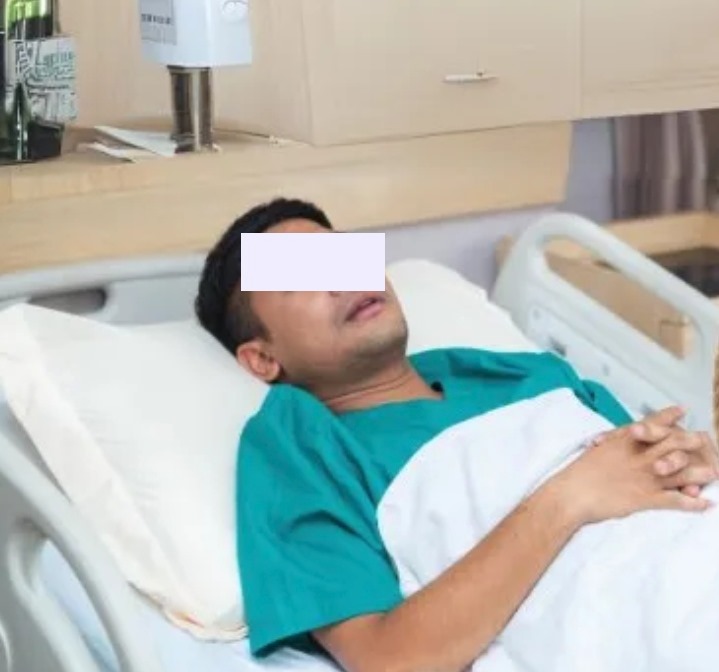 கோமா நிலைக்கு போன மகனை நினைத்து ,  தந்தை தற்கொலை செய்து கொண்ட தருணத்தில் சுயநினைவடைந்த மகன்