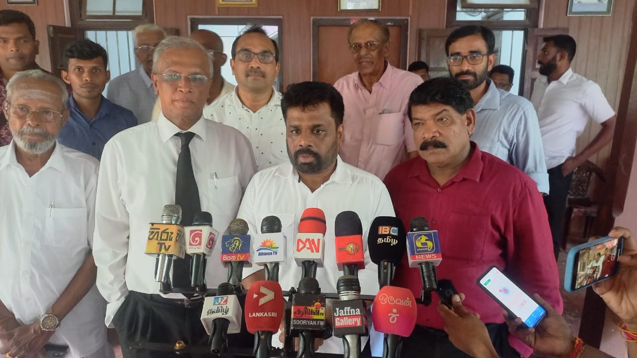 ஜே.வி.பியின் திட்டம் யாழில் வெளியானது! புதிய அரசமைப்பின் மூலமே இனப்பிரச்சினைக்குத் தீர்வு!! – அதுவரையிலும் 13 ஆம் திருத்தம் முழு அளவில் நடைமுறையாக்கம்.