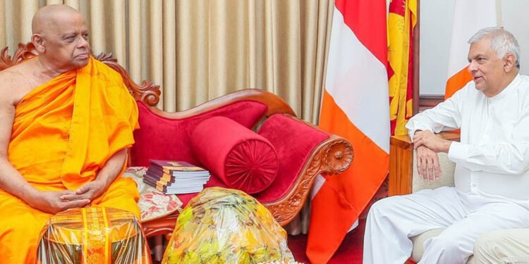 எதிர்காலத்தில் பணிப்புறக்கணிப்பு நடத்தப்பட்டால் ஆசிரியர்கள் சேவை அத்தியாவசிய சேவையாக மாறும் : ஜனாதிபதி.