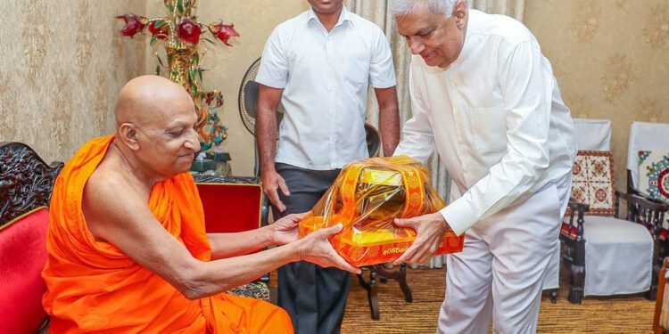 இந்த வருடம்  ஆசிரியர் சம்பளம் அதிகரிக்கப்படாது… ஜனாதிபதி.