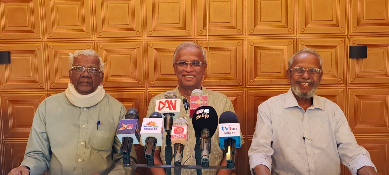 எதிராளிகளின் கருத்துக்களை ஒரே நிலைப்பாடாகப் பதிவு செய்து வழக்கை முடிவுறுத்த தமிழரசுக் கட்சி தீர்மானம்!