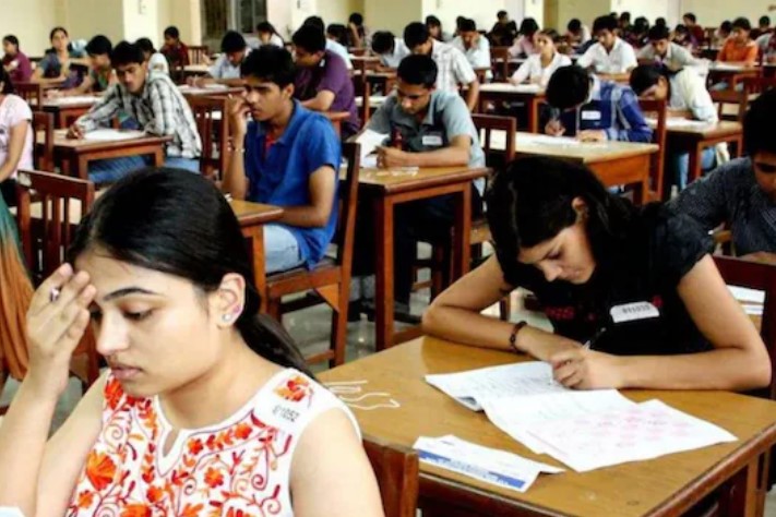 நீட் முறைகேட்டில் ஈடுபட்டதாக நாடு முழுவதும் 110 மாணவர்கள் தகுதி நீக்கம்