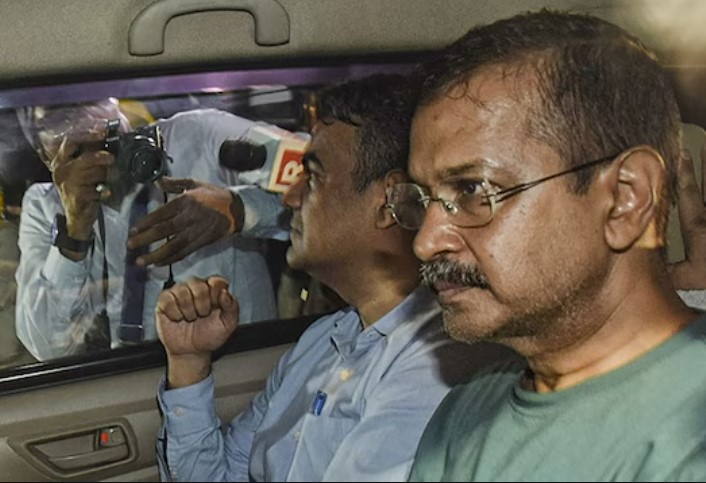 கெஜ்ரிவாலுக்கு ஜூலை 12-ம் தேதி வரை நீதிமன்ற காவல்!