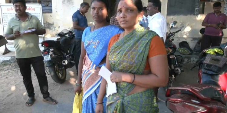 இலங்கை கடற்படை வீரரின் மரணத்திற்கு காரணமான இந்திய மீனவர்களை விடுவித்து தருமாறு ராமேஸ்வர குடும்பத்தினர் கோரிக்கை!